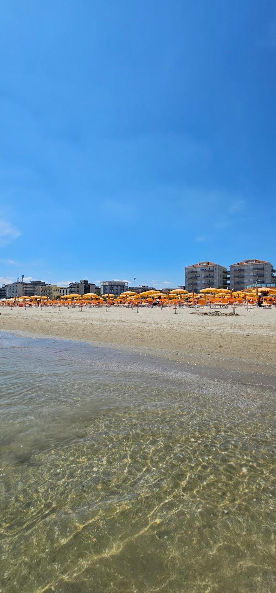Hotel Sara Cesenatico Exterior foto