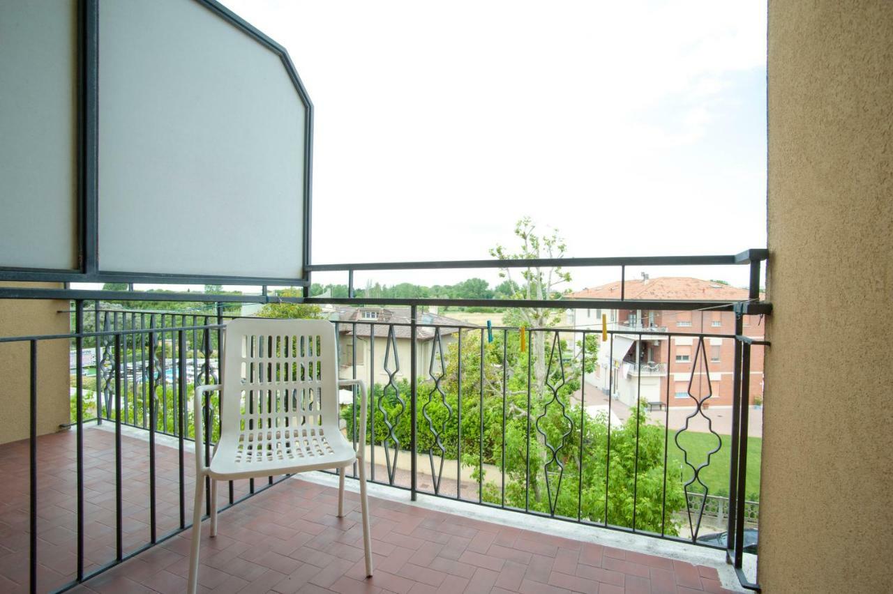 Hotel Sara Cesenatico Exterior foto