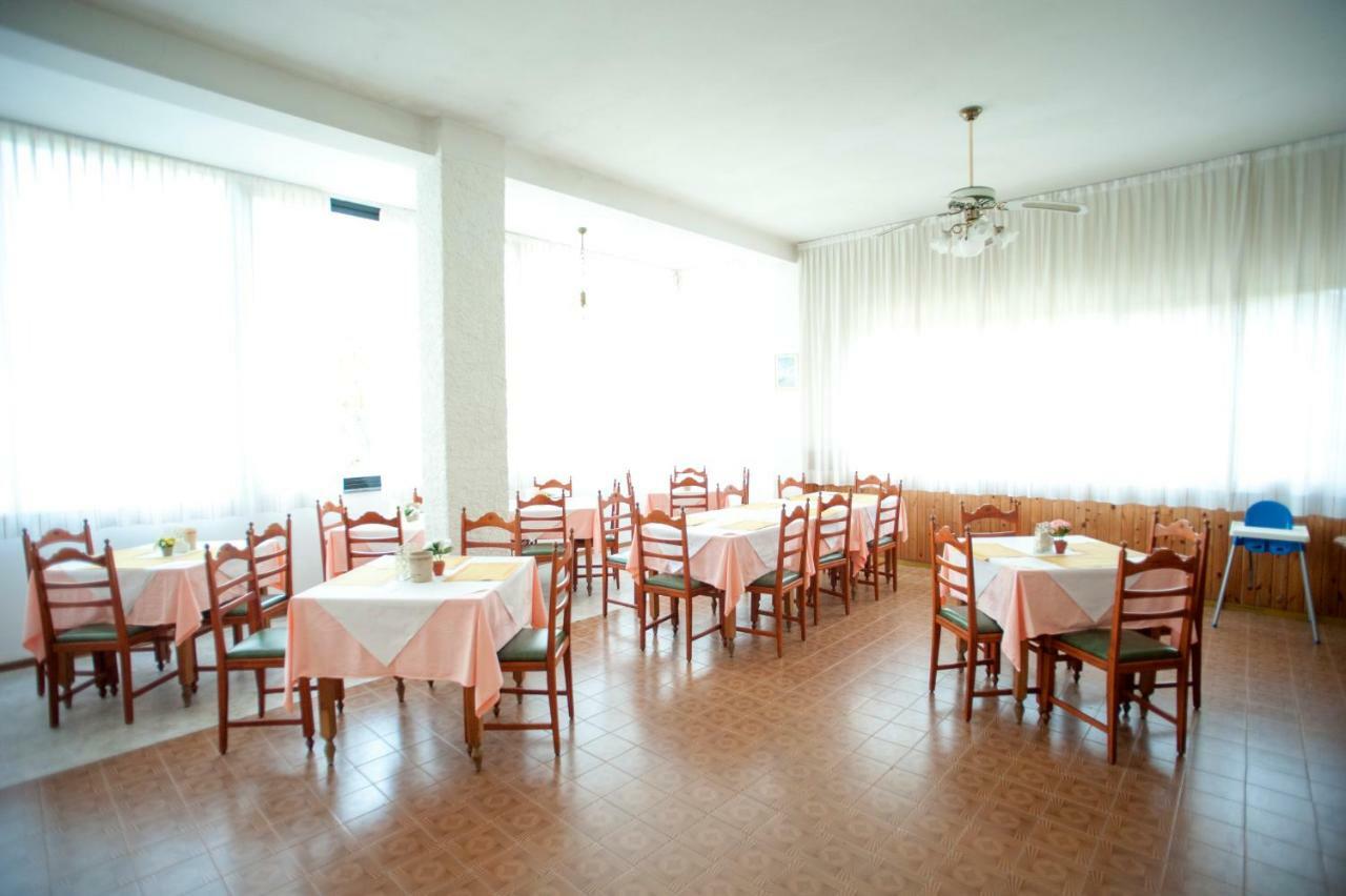 Hotel Sara Cesenatico Exterior foto
